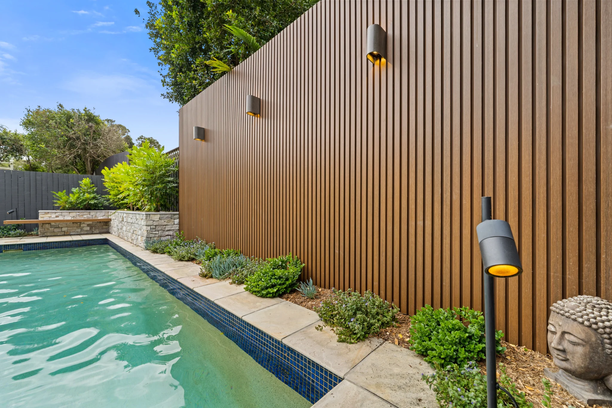 MEMBER 1592- BULIMBA POOL SIDE- 2.jpg