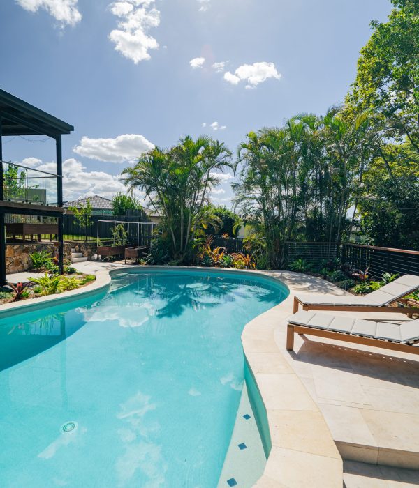 Modern curved pool